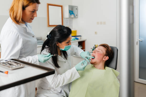Best Dentist for Tooth Abscess  in Geneva, OH